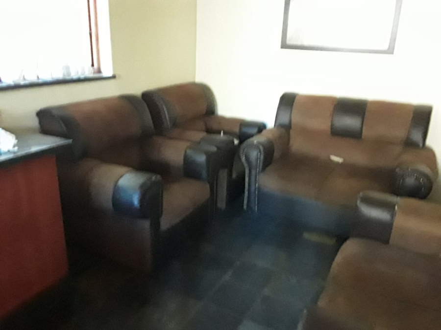 1 Bedroom Property for Sale in Bloemhof North West